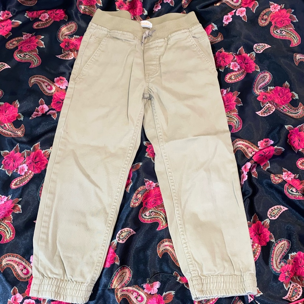 5 for $15 🎊 boys joggers